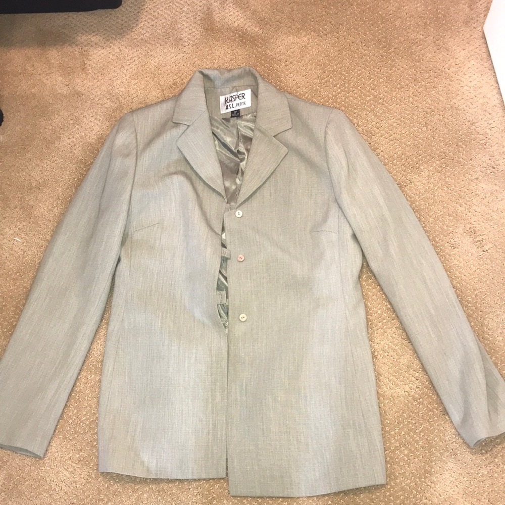 2 piece light green pant suit